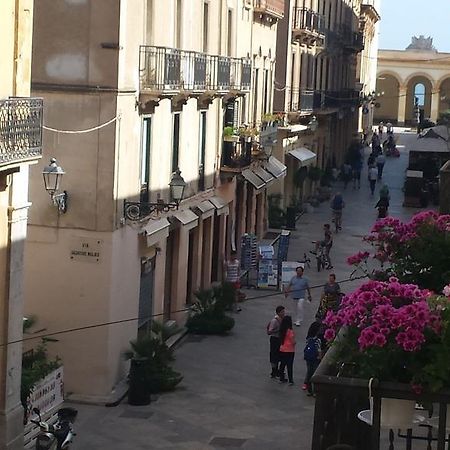 B&B Arco Dell'Orologio Trapani Exteriér fotografie